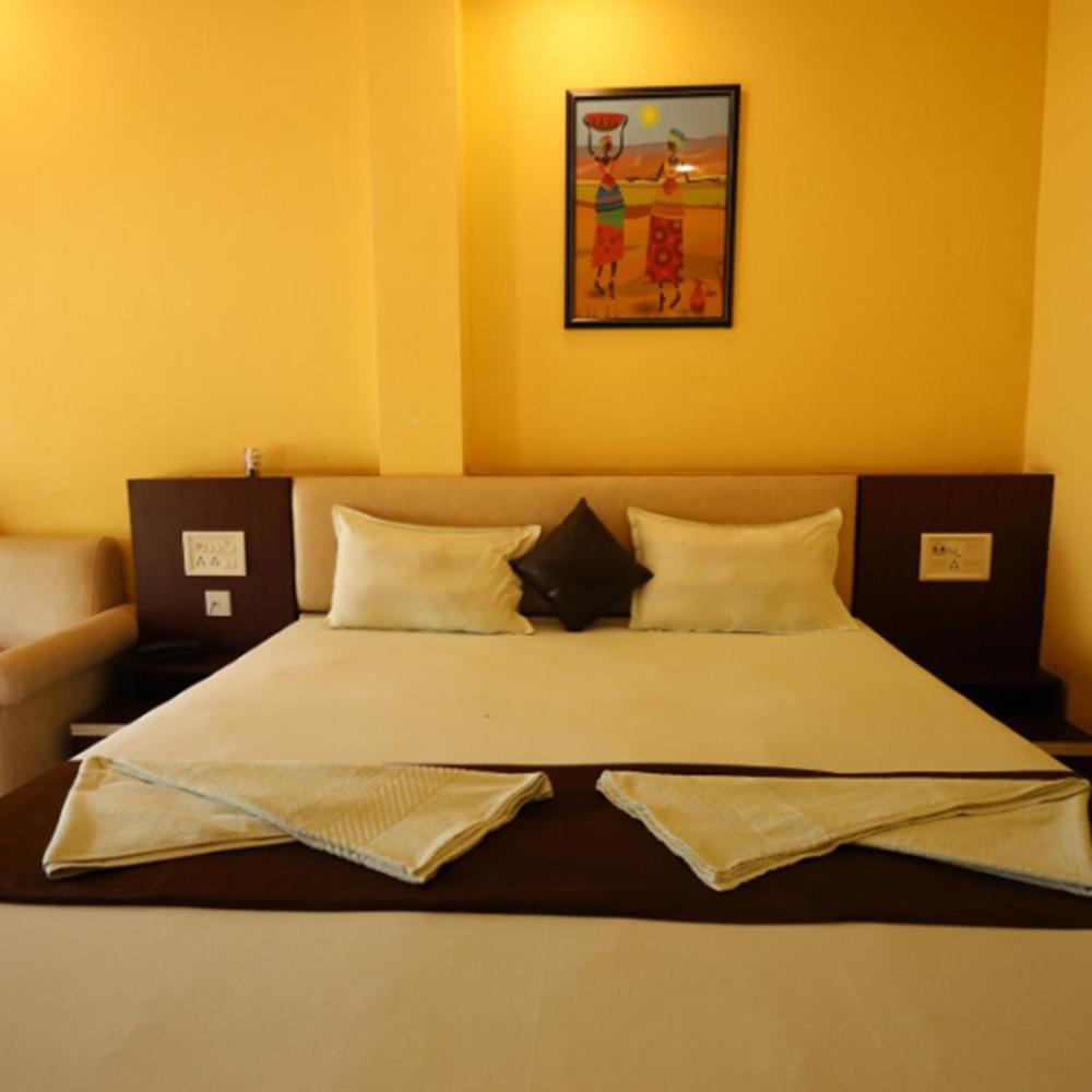 Golden View Resort And Restaurant Tajpur Exterior foto