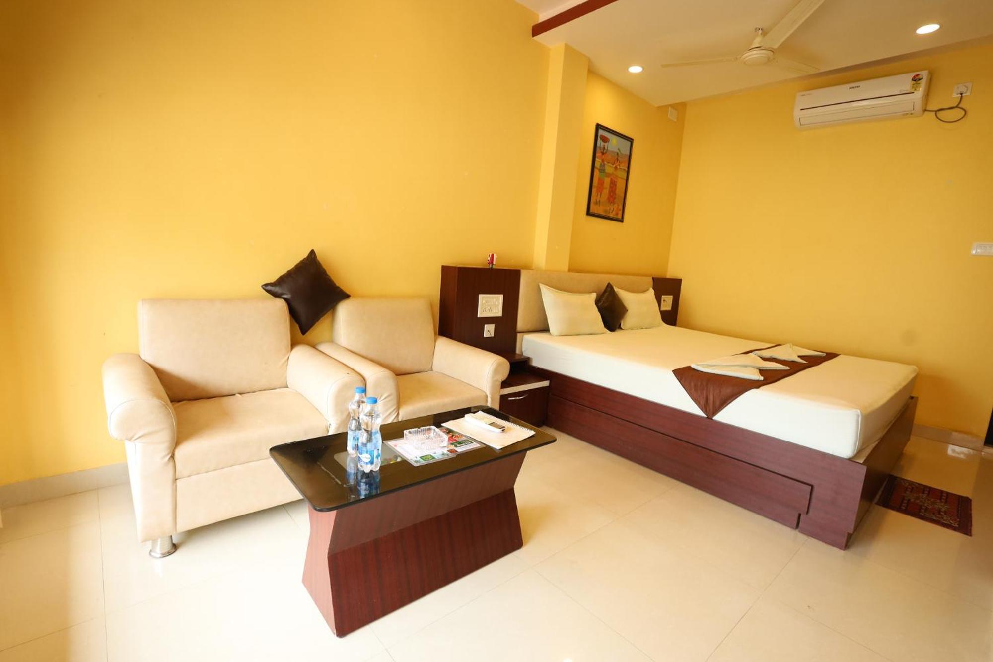 Golden View Resort And Restaurant Tajpur Exterior foto