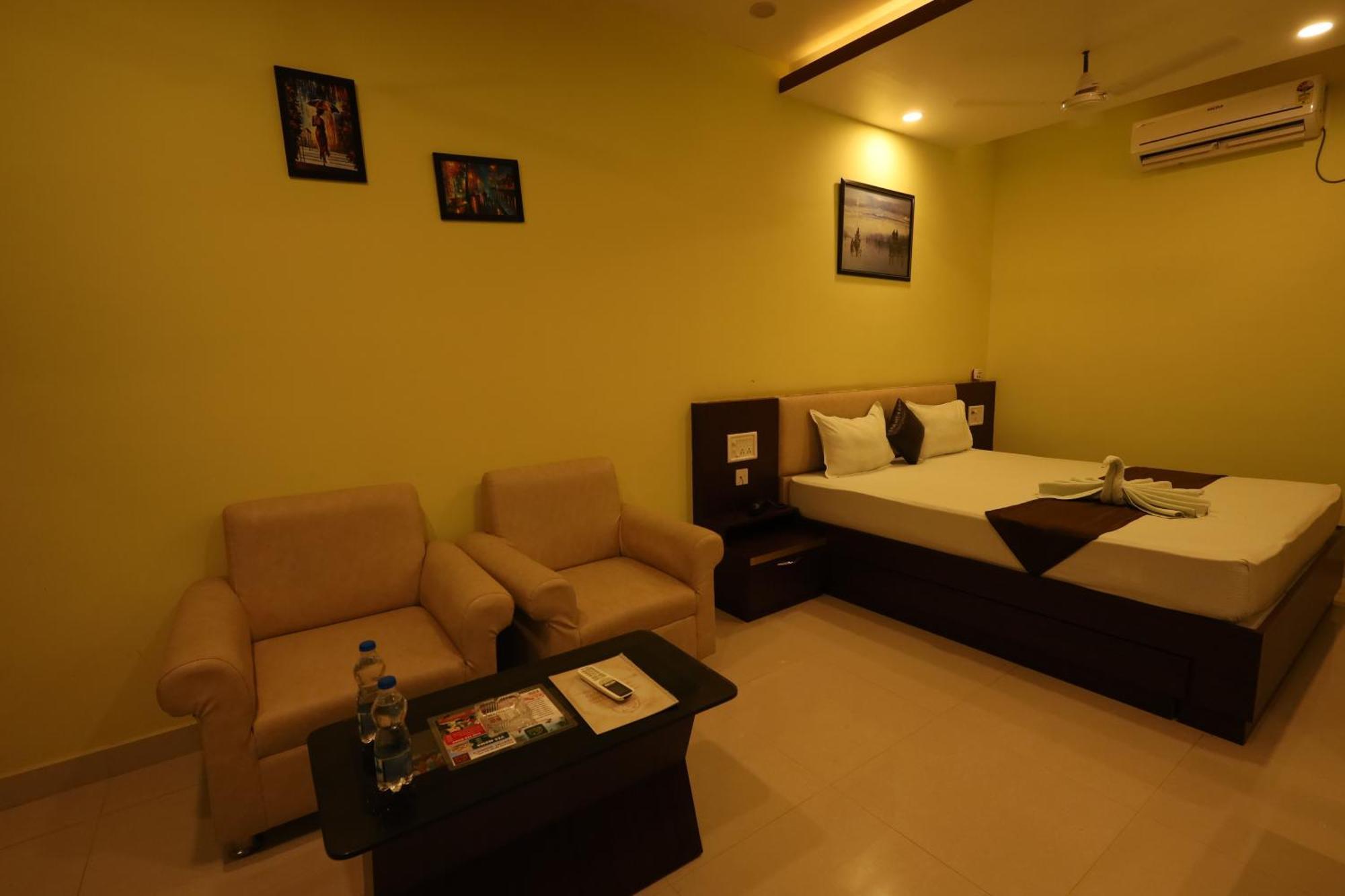 Golden View Resort And Restaurant Tajpur Exterior foto